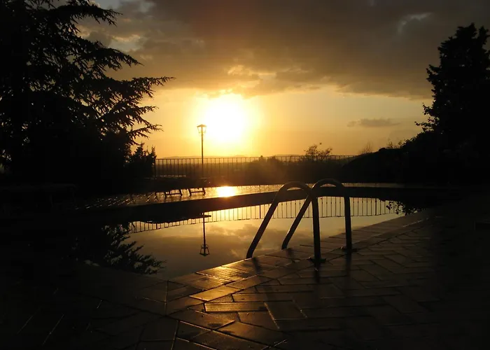 Poggiolo بيت للعطل *