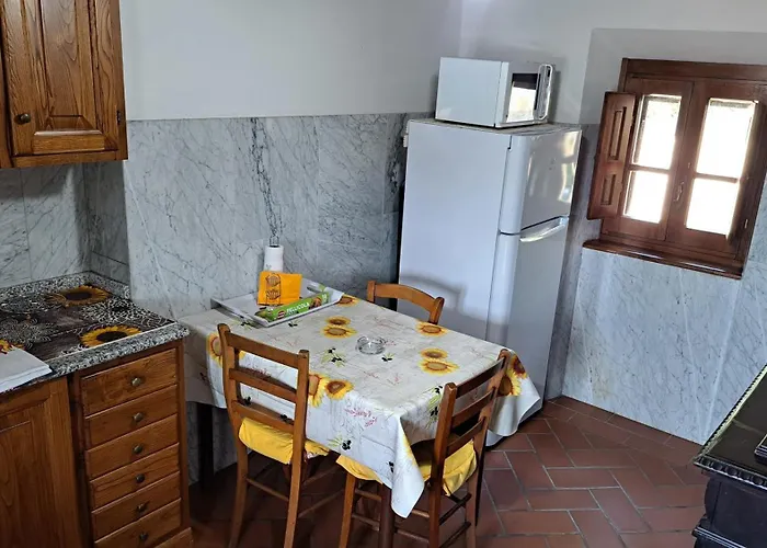 Poggiolo بيت للعطل